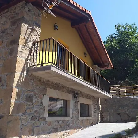 בית נופש Casa De La Lastra Luena *