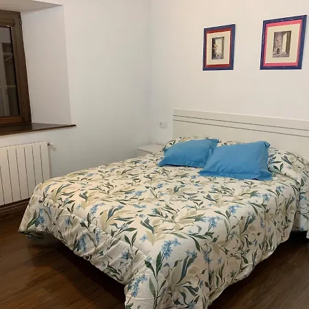 Casa De La Lastra Luena בית נופש San Miguel de Luena