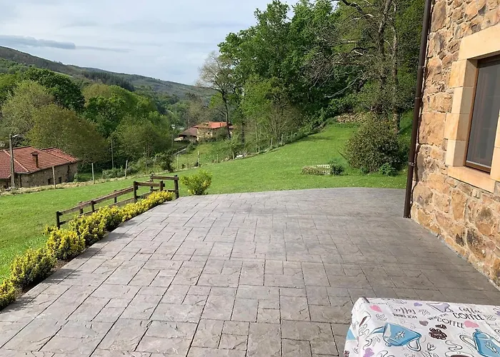 Casa De La Lastra Luena